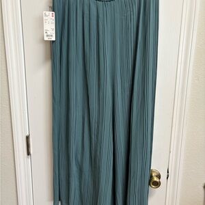 Uniqlo Green/Turquoise Chiffon Pleated Skirt / Pants XL MIDI Elastic Waist